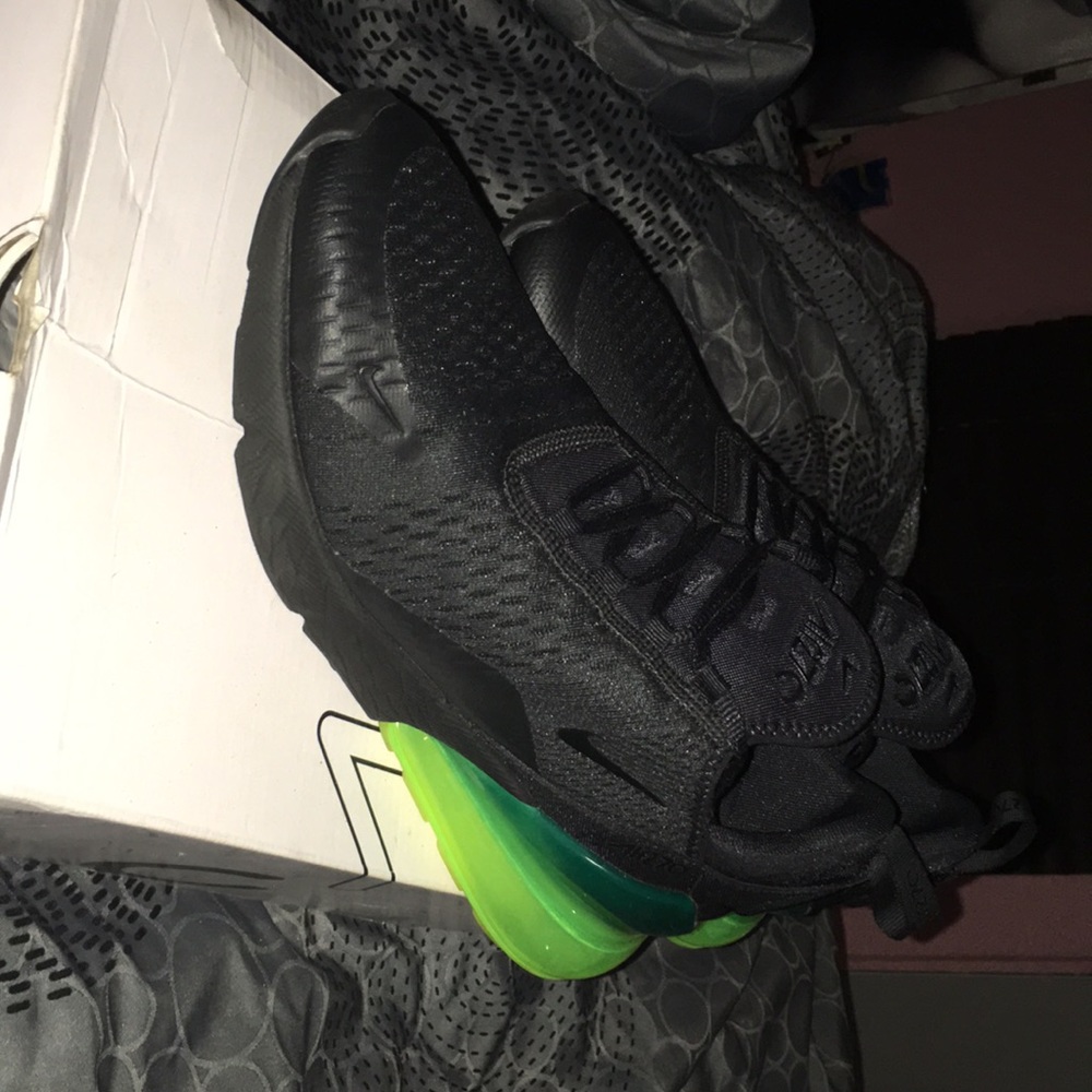 Nike Air 270